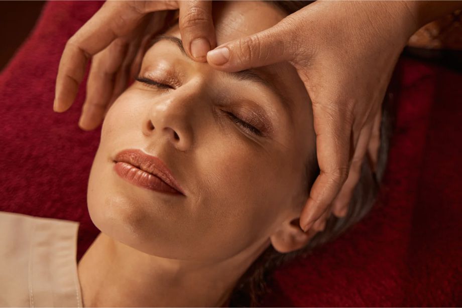 Face Acupressure